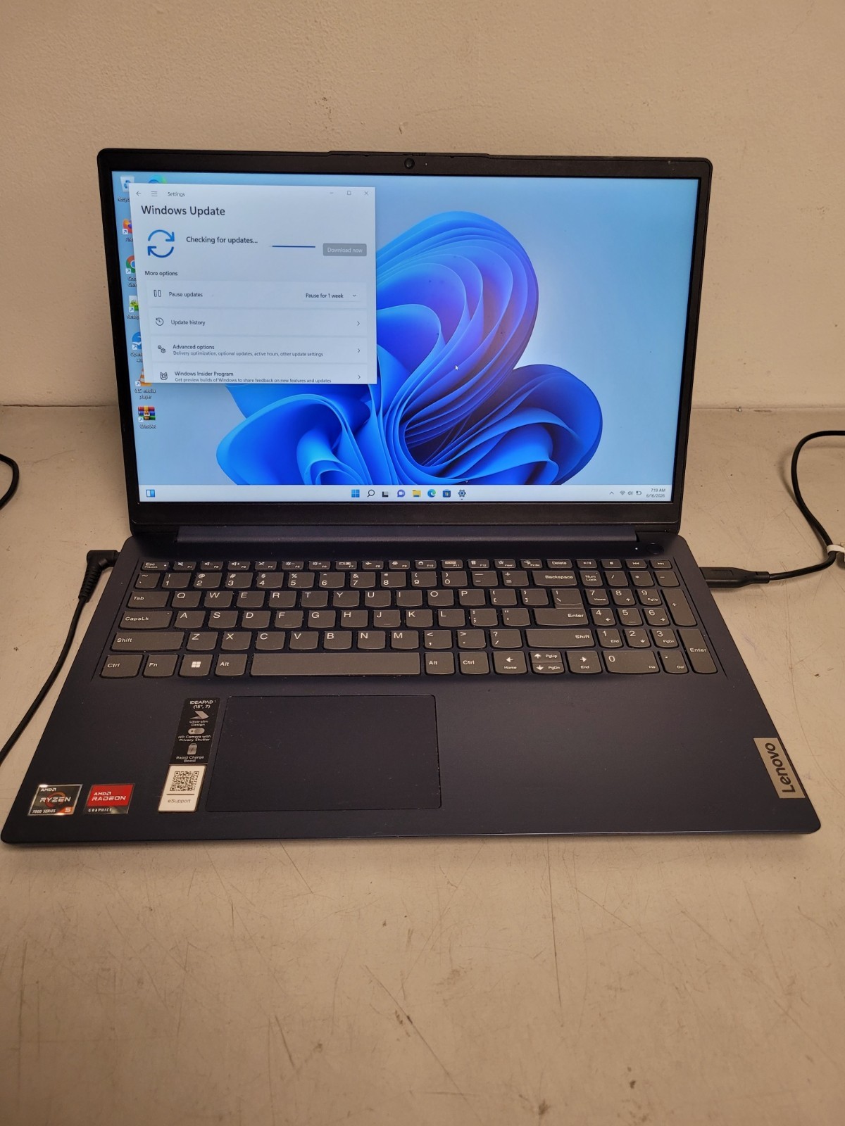Lenovo ideapad 1 15AMN7 15.6"touch rayzen5 7520u 8gb ram 256gb ssd w11p MP2MKTE2